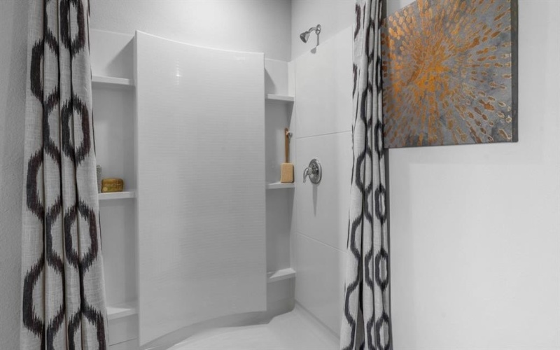 337 BLANCO Drive, Azle, TX 76020, 4 Habitaciones Habitaciones , ,2 BañosBaños,Residential,En Venta,337 BLANCO Drive,0,21141770