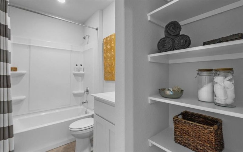 337 BLANCO Drive, Azle, TX 76020, 4 Habitaciones Habitaciones , ,2 BañosBaños,Residential,En Venta,337 BLANCO Drive,0,21141770