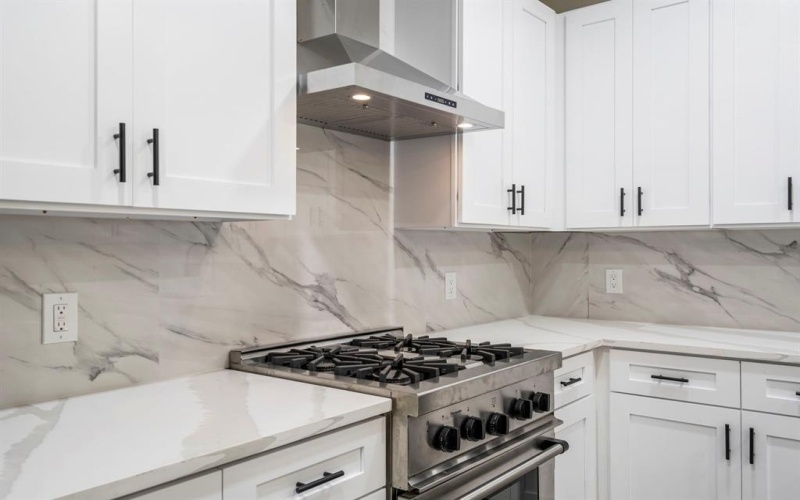 518 S Cockrell Hill Road, Cockrell Hill, TX 75211, 3 Habitaciones Habitaciones , ,2 BañosBaños,Residential,En Venta,518 S Cockrell Hill Road,0,21142339