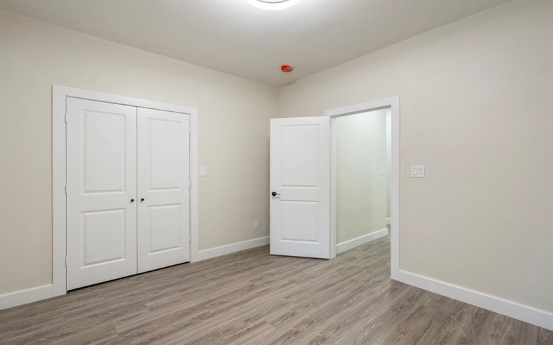 518 S Cockrell Hill Road, Cockrell Hill, TX 75211, 3 Habitaciones Habitaciones , ,2 BañosBaños,Residential,En Venta,518 S Cockrell Hill Road,0,21142339