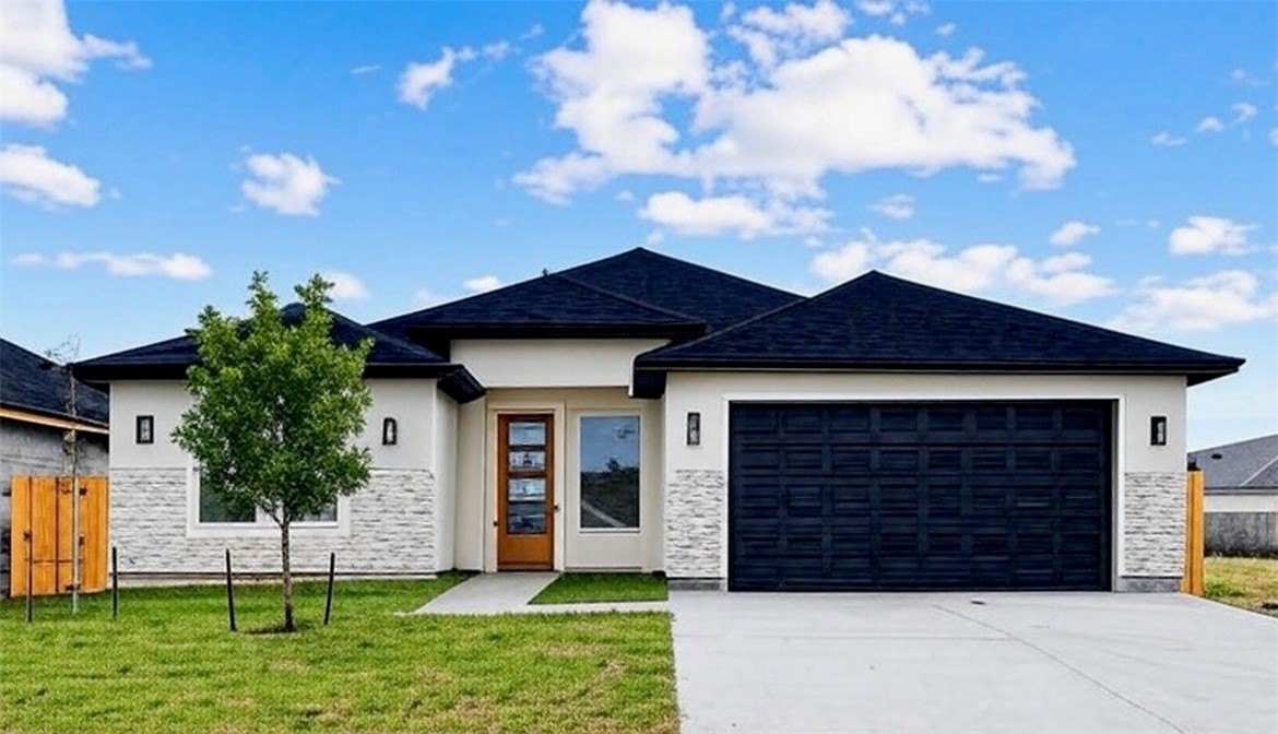 1473 Irigoyen Court, Corpus Christi, TX 78415, 4 Bedrooms Bedrooms, ,3 BathroomsBathrooms,Residential,For Sale,1473 Irigoyen Court,0,469447