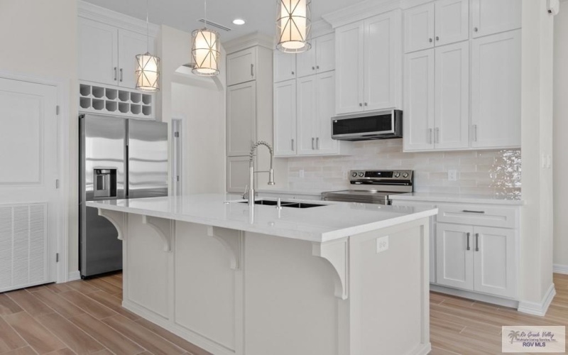 3222 ELISEO VILLARREAL AVE, PORT ISABEL, TX 78578, 3 Habitaciones Habitaciones , ,2 BañosBaños,Residential,En Venta,3222 ELISEO VILLARREAL AVE,0,29769984