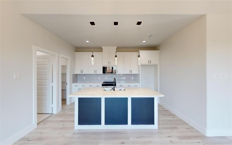 801 Birch Street, Grand Prairie, TX 75050, 3 Habitaciones Habitaciones , ,2 BañosBaños,Residential,En Venta,801 Birch Street,0,21143698