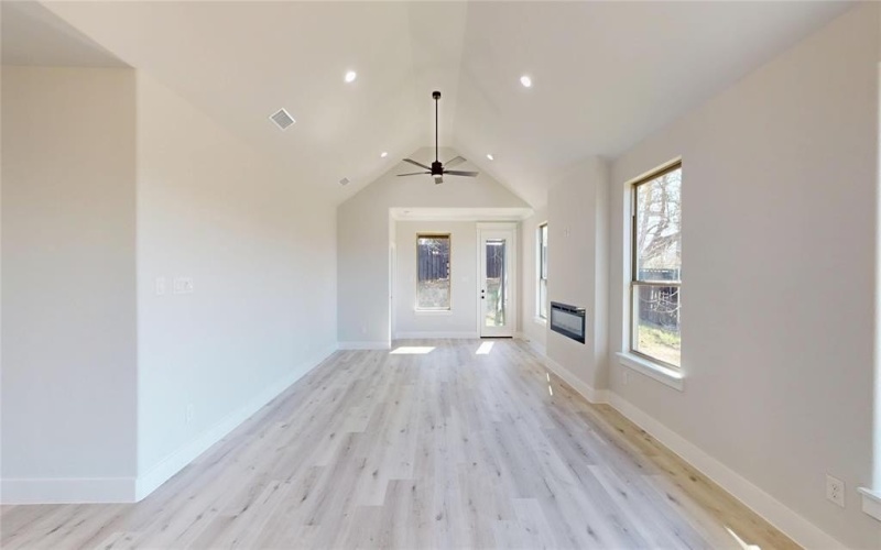 801 Birch Street, Grand Prairie, TX 75050, 3 Habitaciones Habitaciones , ,2 BañosBaños,Residential,En Venta,801 Birch Street,0,21143698