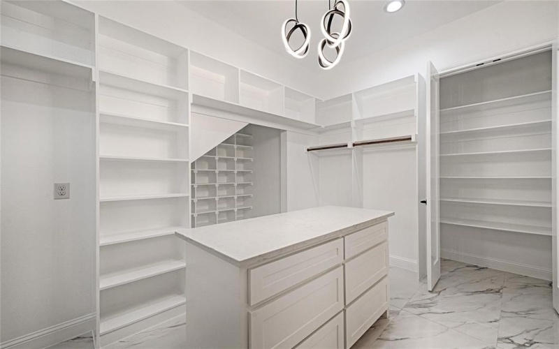 3611 Jacks Loop, Midlothian, TX 76065, 5 Bedrooms Bedrooms, ,7 BathroomsBathrooms,Residential,For Sale,3611 Jacks Loop,0,21143757