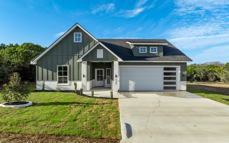 125 Hill Shadow Lane, Whitney, TX 76692, 3 Bedrooms Bedrooms, ,2 BathroomsBathrooms,Residential,For Sale,125 Hill Shadow Lane,0,21143794