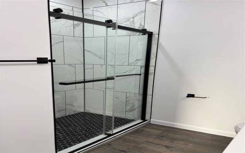 125 Hill Shadow Lane, Whitney, TX 76692, 3 Bedrooms Bedrooms, ,2 BathroomsBathrooms,Residential,For Sale,125 Hill Shadow Lane,0,21143794