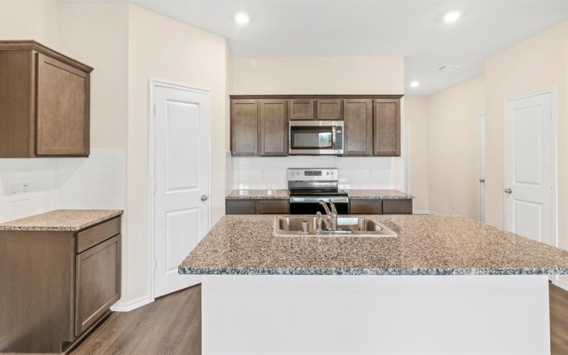 521 Yellow Rose Way, Princeton, TX 75407, 4 Bedrooms Bedrooms, ,3 BathroomsBathrooms,Residential,For Sale,521 Yellow Rose Way,0,21143932