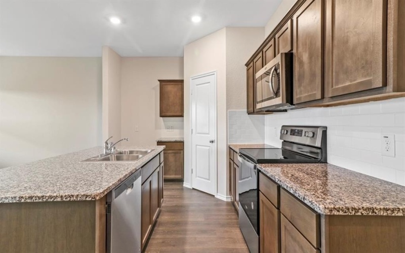 521 Yellow Rose Way, Princeton, TX 75407, 4 Bedrooms Bedrooms, ,3 BathroomsBathrooms,Residential,For Sale,521 Yellow Rose Way,0,21143932