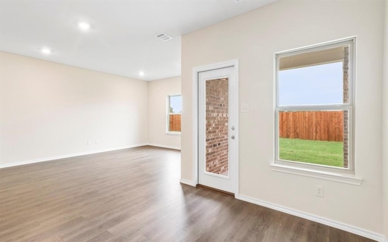 521 Yellow Rose Way, Princeton, TX 75407, 4 Bedrooms Bedrooms, ,3 BathroomsBathrooms,Residential,For Sale,521 Yellow Rose Way,0,21143932