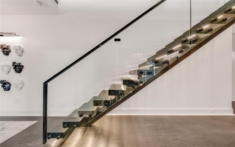 6404 Lakehurst Avenue, Dallas, TX 75230, 5 Bedrooms Bedrooms, ,6 BathroomsBathrooms,Residential,For Sale,6404 Lakehurst Avenue,0,21143936