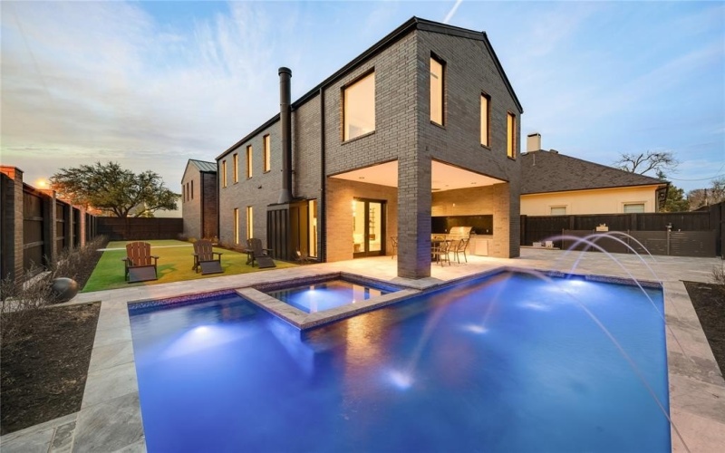 6404 Lakehurst Avenue, Dallas, TX 75230, 5 Bedrooms Bedrooms, ,6 BathroomsBathrooms,Residential,For Sale,6404 Lakehurst Avenue,0,21143936