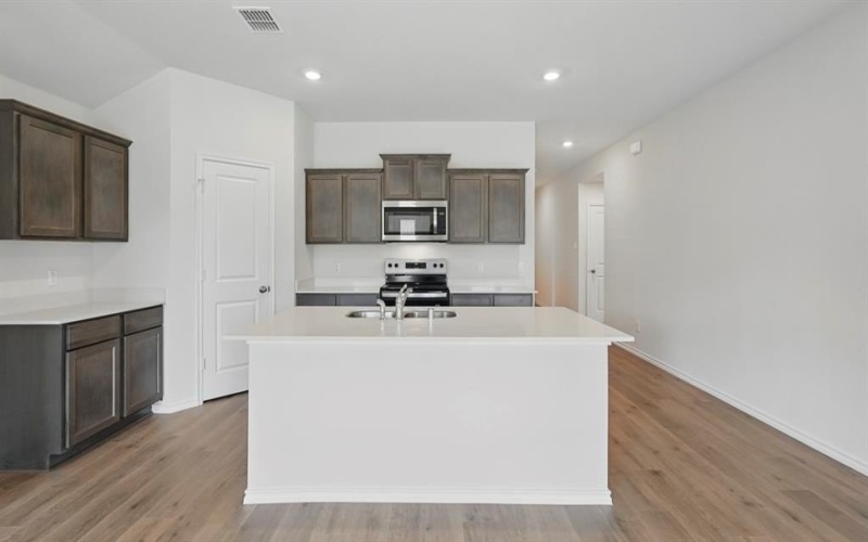 509 Yellow Rose Road, Princeton, TX 75407, 4 Bedrooms Bedrooms, ,2 BathroomsBathrooms,Residential,For Sale,509 Yellow Rose Road,0,21143943