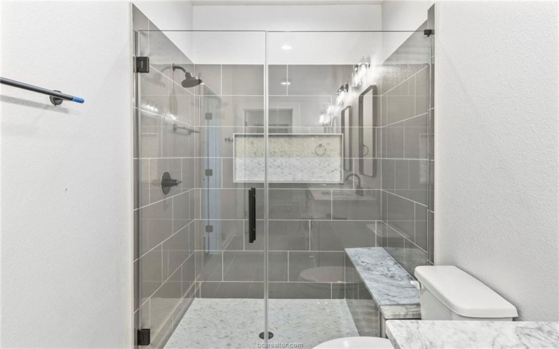 2102 Joppi Court, Bryan, TX 77807, 4 Habitaciones Habitaciones , ,2 BañosBaños,Residential,En Venta,2102 Joppi Court,0,26000080