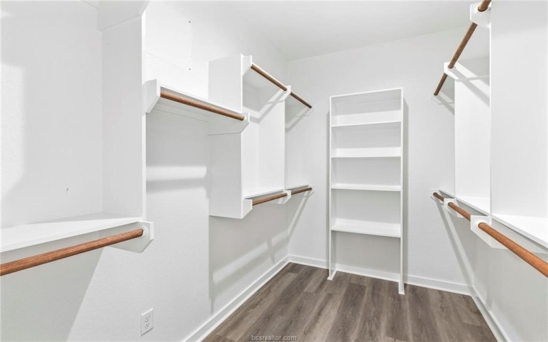 2102 Joppi Court, Bryan, TX 77807, 4 Habitaciones Habitaciones , ,2 BañosBaños,Residential,En Venta,2102 Joppi Court,0,26000080