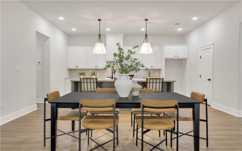 4002 Etonbury Avenue, College Station, TX 77845, 4 Habitaciones Habitaciones , ,3 BañosBaños,Residential,En Venta,4002 Etonbury Avenue,0,26000112