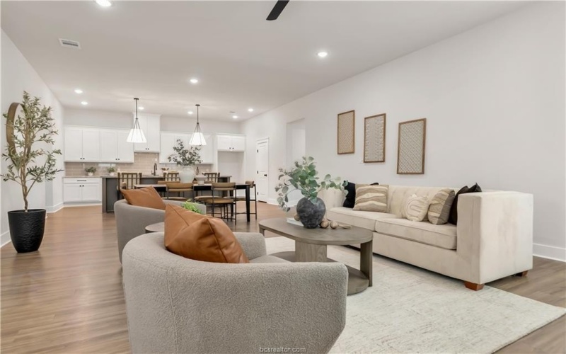 4002 Etonbury Avenue, College Station, TX 77845, 4 Habitaciones Habitaciones , ,3 BañosBaños,Residential,En Venta,4002 Etonbury Avenue,0,26000112