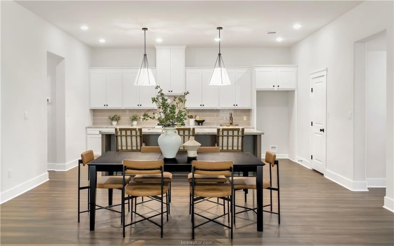 4002 Etonbury Avenue, College Station, TX 77845, 4 Habitaciones Habitaciones , ,3 BañosBaños,Residential,En Venta,4002 Etonbury Avenue,0,26000112