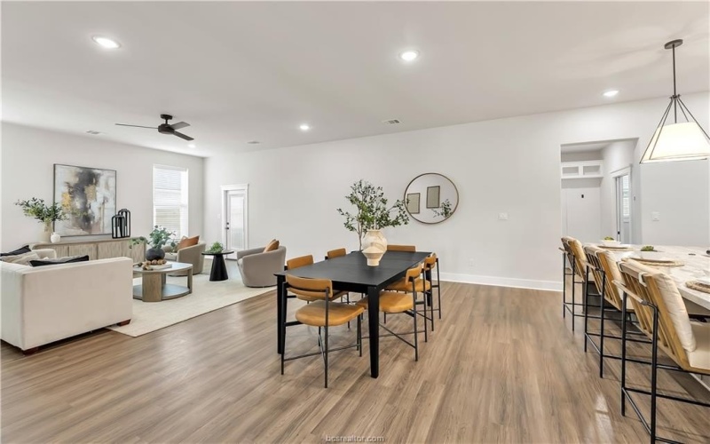 4002 Etonbury Avenue, College Station, TX 77845, 4 Habitaciones Habitaciones , ,3 BañosBaños,Residential,En Venta,4002 Etonbury Avenue,0,26000112