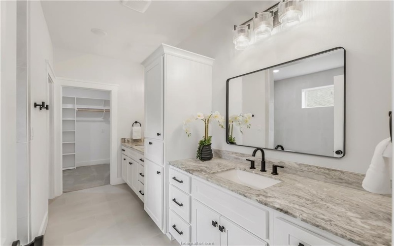 4002 Etonbury Avenue, College Station, TX 77845, 4 Habitaciones Habitaciones , ,3 BañosBaños,Residential,En Venta,4002 Etonbury Avenue,0,26000112