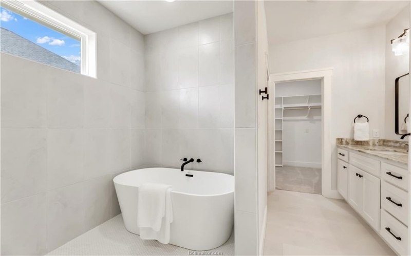 4002 Etonbury Avenue, College Station, TX 77845, 4 Habitaciones Habitaciones , ,3 BañosBaños,Residential,En Venta,4002 Etonbury Avenue,0,26000112