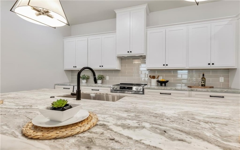 4002 Etonbury Avenue, College Station, TX 77845, 4 Habitaciones Habitaciones , ,3 BañosBaños,Residential,En Venta,4002 Etonbury Avenue,0,26000112