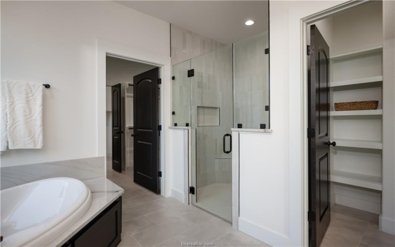 2307 Terrapin Trail, College Station, TX 77845, 4 Bedrooms Bedrooms, ,3 BathroomsBathrooms,Residential,For Sale,2307 Terrapin Trail,0,26000121