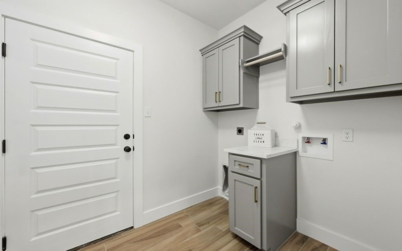 6733 La Salle Drive, Corpus Christi, TX 78414, 4 Habitaciones Habitaciones , ,3 BañosBaños,Residential,En Venta,6733 La Salle Drive,0,467597