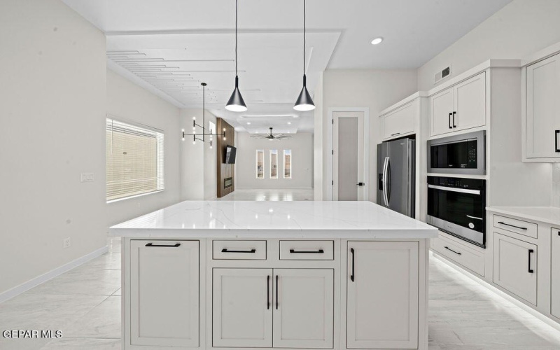 15036 Conviction Avenue, El Paso, TX 79938, 3 Bedrooms Bedrooms, ,2 BathroomsBathrooms,Residential,For Sale,15036 Conviction Avenue,0,924672