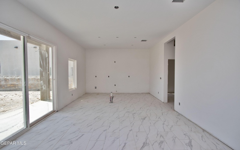 13236 Verwood Drive, El Paso, TX 79928, 3 Bedrooms Bedrooms, ,2 BathroomsBathrooms,Residential,For Sale,13236 Verwood Drive,0,935875