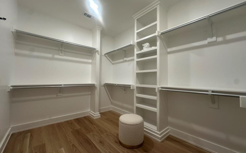 3604 Grandview Dr, San Angelo, TX 76904, 4 Bedrooms Bedrooms, ,3 BathroomsBathrooms,Residential,For Sale,3604 Grandview Dr,0,130170