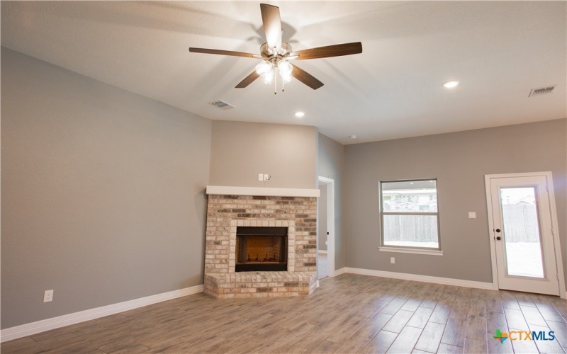 3221 Digby Drive, Belton, TX 76513, 4 Habitaciones Habitaciones , ,2 BañosBaños,Residential,En Venta,3221 Digby Drive,0,574305