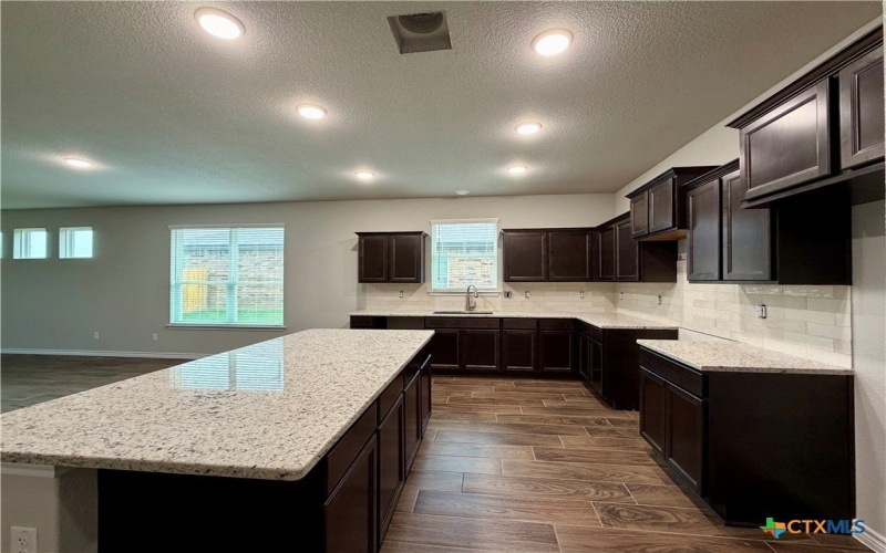 6903 Wizard Drive, Killeen, TX 76549, 4 Habitaciones Habitaciones , ,3 BañosBaños,Residential,En Venta,6903 Wizard Drive,0,600987