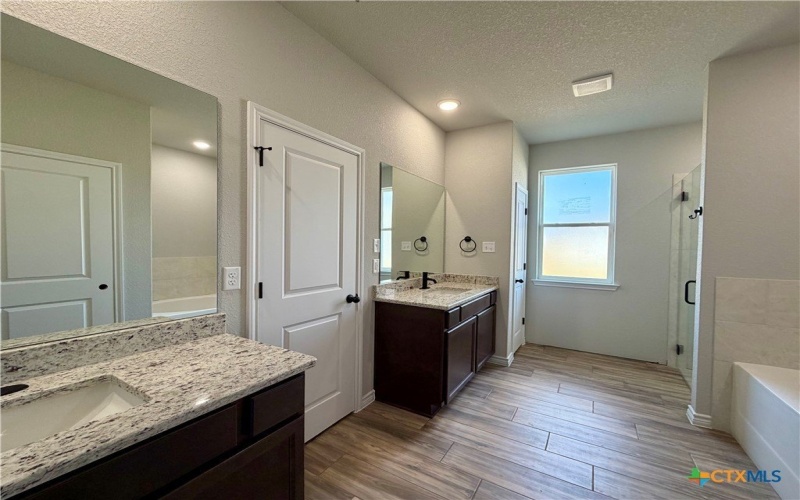 6907 Wizard Drive, Killeen, TX 76549, 4 Habitaciones Habitaciones , ,3 BañosBaños,Residential,En Venta,6907 Wizard Drive,0,601005