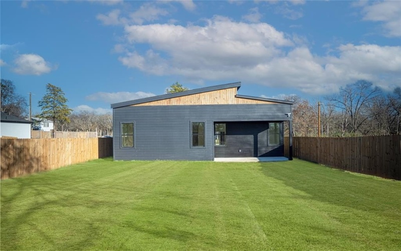 1135 Riverwood Road, Dallas, TX 75217, 3 Bedrooms Bedrooms, ,2 BathroomsBathrooms,Residential,For Sale,1135 Riverwood Road,0,21122798