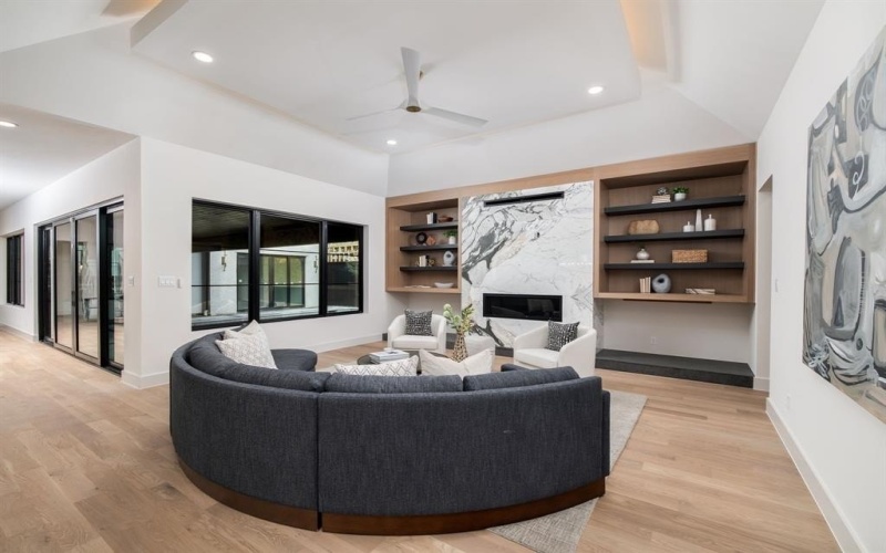 4902 Wenonah Drive, Dallas, TX 75209, 4 Habitaciones Habitaciones , ,5 BañosBaños,Residential,En Venta,4902 Wenonah Drive,0,21142069