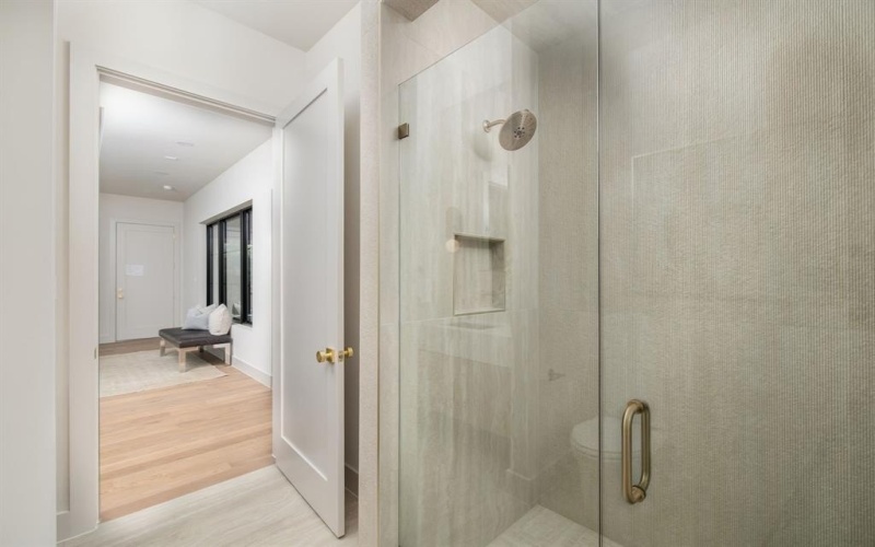 4902 Wenonah Drive, Dallas, TX 75209, 4 Habitaciones Habitaciones , ,5 BañosBaños,Residential,En Venta,4902 Wenonah Drive,0,21142069