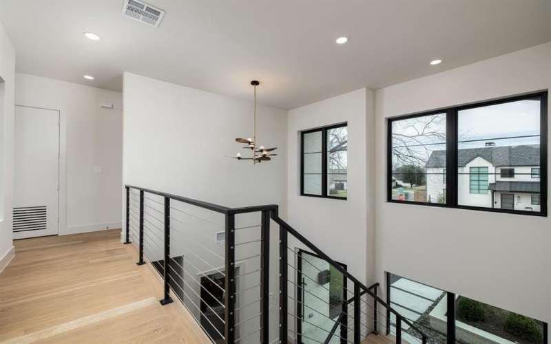 4902 Wenonah Drive, Dallas, TX 75209, 4 Habitaciones Habitaciones , ,5 BañosBaños,Residential,En Venta,4902 Wenonah Drive,0,21142069