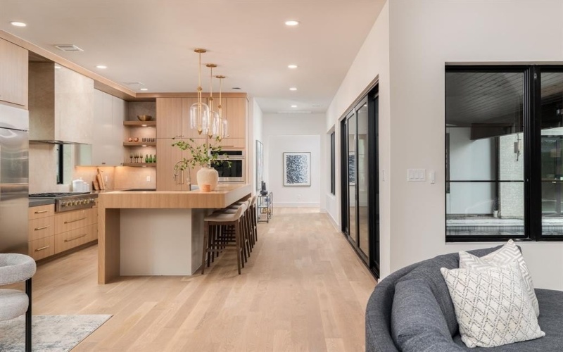 4902 Wenonah Drive, Dallas, TX 75209, 4 Habitaciones Habitaciones , ,5 BañosBaños,Residential,En Venta,4902 Wenonah Drive,0,21142069