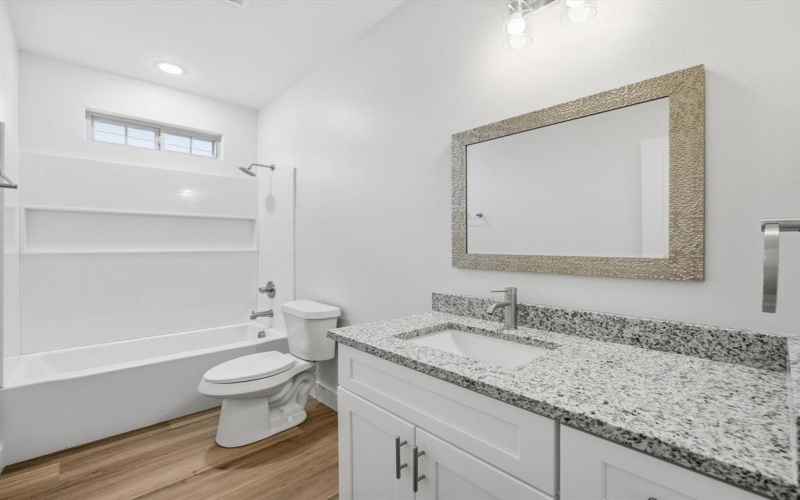 108 N Couch Street, Italy, TX 76651, 3 Habitaciones Habitaciones , ,2 BañosBaños,Residential,En Venta,108 N Couch Street,0,21143877