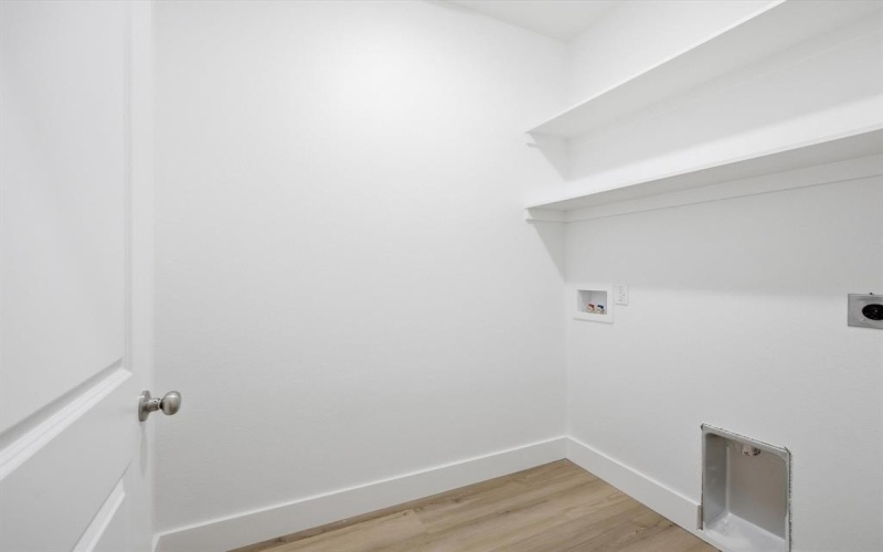 108 N Couch Street, Italy, TX 76651, 3 Habitaciones Habitaciones , ,2 BañosBaños,Residential,En Venta,108 N Couch Street,0,21143877