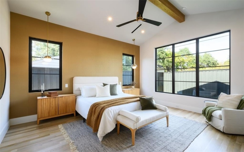 4015 Rochelle Drive, Dallas, TX 75220, 5 Bedrooms Bedrooms, ,6 BathroomsBathrooms,Residential,For Sale,4015 Rochelle Drive,0,21144123