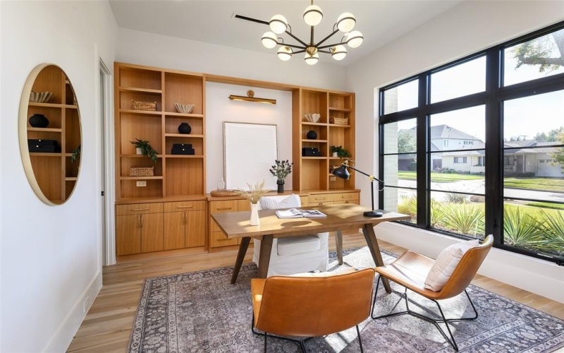 4015 Rochelle Drive, Dallas, TX 75220, 5 Bedrooms Bedrooms, ,6 BathroomsBathrooms,Residential,For Sale,4015 Rochelle Drive,0,21144123