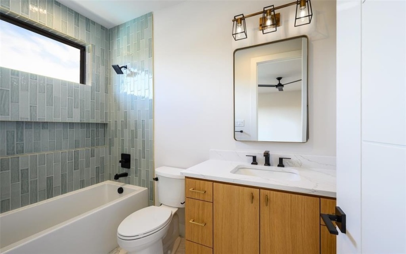 4015 Rochelle Drive, Dallas, TX 75220, 5 Bedrooms Bedrooms, ,6 BathroomsBathrooms,Residential,For Sale,4015 Rochelle Drive,0,21144123