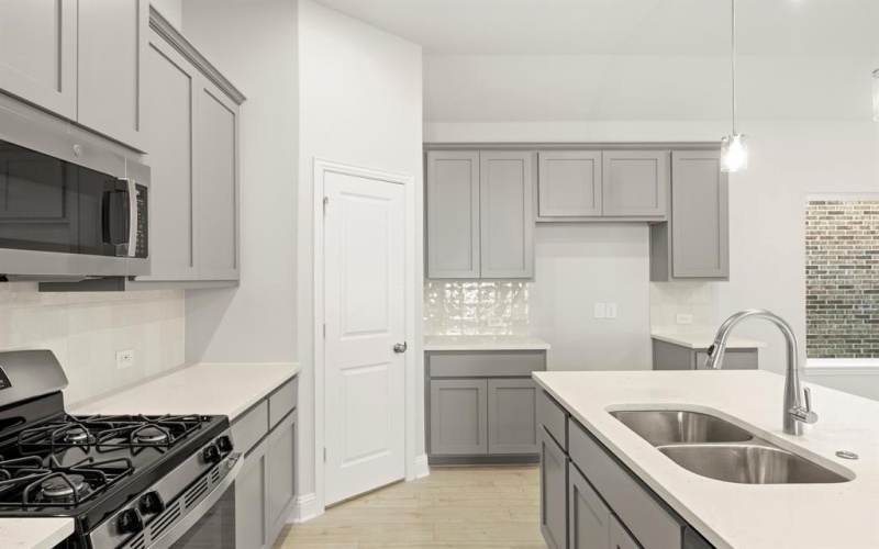 2907 Hanscom Street, Forney, TX 75126, 4 Habitaciones Habitaciones , ,2 BañosBaños,Residential,En Venta,2907 Hanscom Street,0,21144216