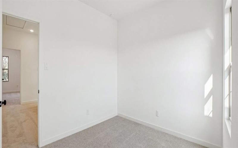 2613 Lost Maples Lane, Dallas, TX 75228, 3 Bedrooms Bedrooms, ,2 BathroomsBathrooms,Residential,For Sale,2613 Lost Maples Lane,0,21144302