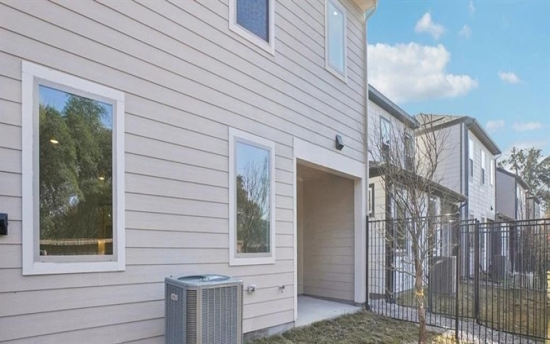 2613 Lost Maples Lane, Dallas, TX 75228, 3 Bedrooms Bedrooms, ,2 BathroomsBathrooms,Residential,For Sale,2613 Lost Maples Lane,0,21144302