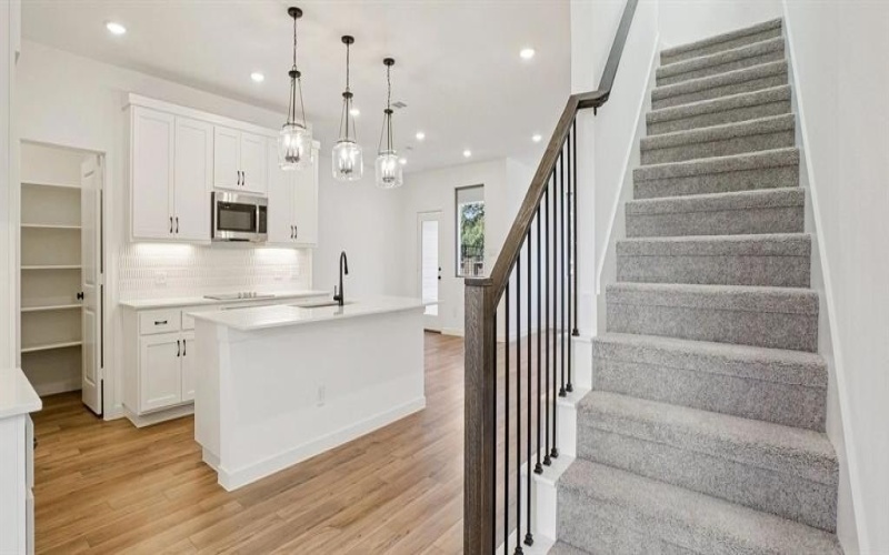 2613 Lost Maples Lane, Dallas, TX 75228, 3 Bedrooms Bedrooms, ,2 BathroomsBathrooms,Residential,For Sale,2613 Lost Maples Lane,0,21144302