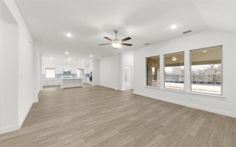 3821 Maize Avenue, Heartland, TX 75114, 3 Bedrooms Bedrooms, ,2 BathroomsBathrooms,Residential,For Sale,3821 Maize Avenue,0,21144307