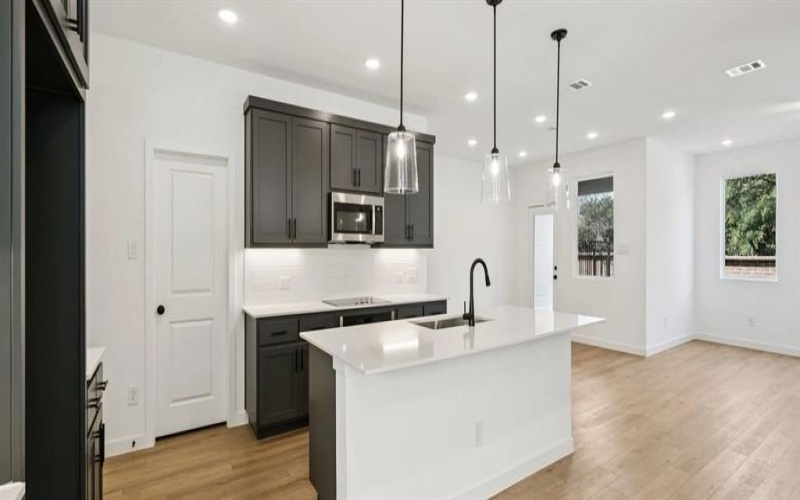 2621 Lost Maples Lane, Dallas, TX 75228, 3 Bedrooms Bedrooms, ,2 BathroomsBathrooms,Residential,For Sale,2621 Lost Maples Lane,0,21144345